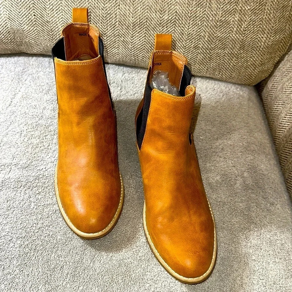 ROOLEE Women Tan Ankle Booties/Chelsea Boots Shoes Size 7.5 - Picture 5 of 6